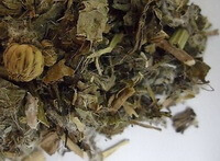 dried herb pieces and segments of Herba Cirsii