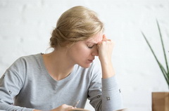 Hematasthenic headache:headache due to deficiency of blood