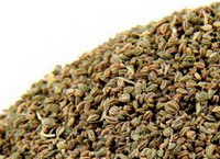 Apium graveolens:pale brown celery seeds are piled together