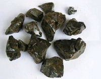 Propolis:pieces of propolis wax
