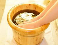 The method of ginger foot bath, functions and health benefits.
