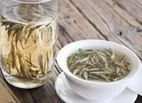 The health benefits and functions of white tea.